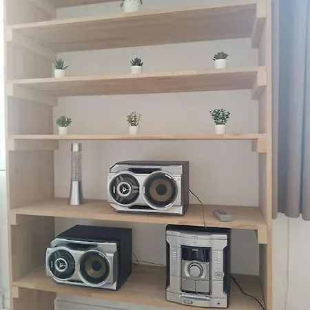 Rue De Buffon מלון