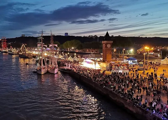 Rue De Buffon מלון